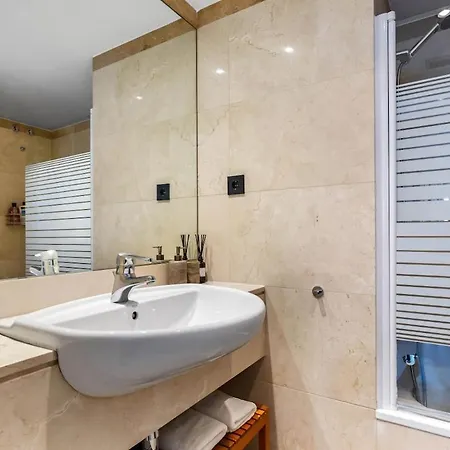 Penthouse Duplex With Views! Appartement
