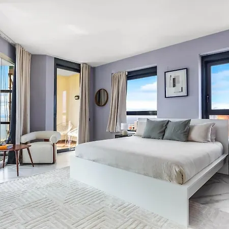 Penthouse Duplex With Views!