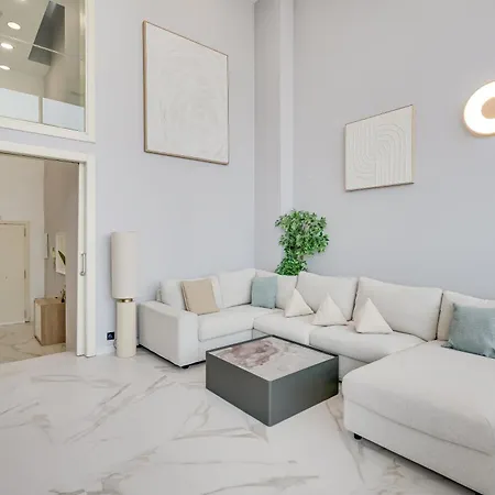 Lejlighed Penthouse Duplex With Views!