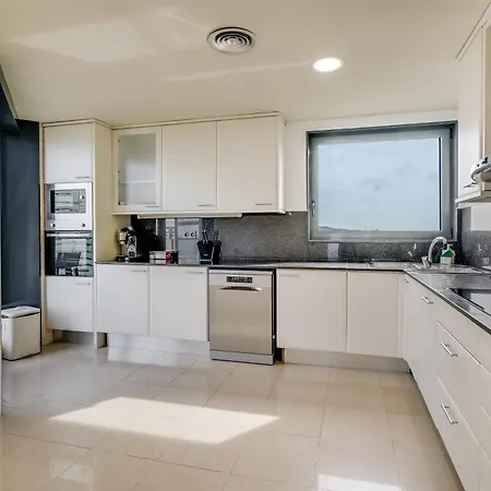 Penthouse Duplex With Views!