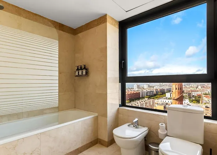 Penthouse Duplex With Views! 아파트 바르셀로나