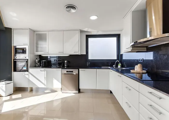 Penthouse Duplex With Views! 아파트 바르셀로나